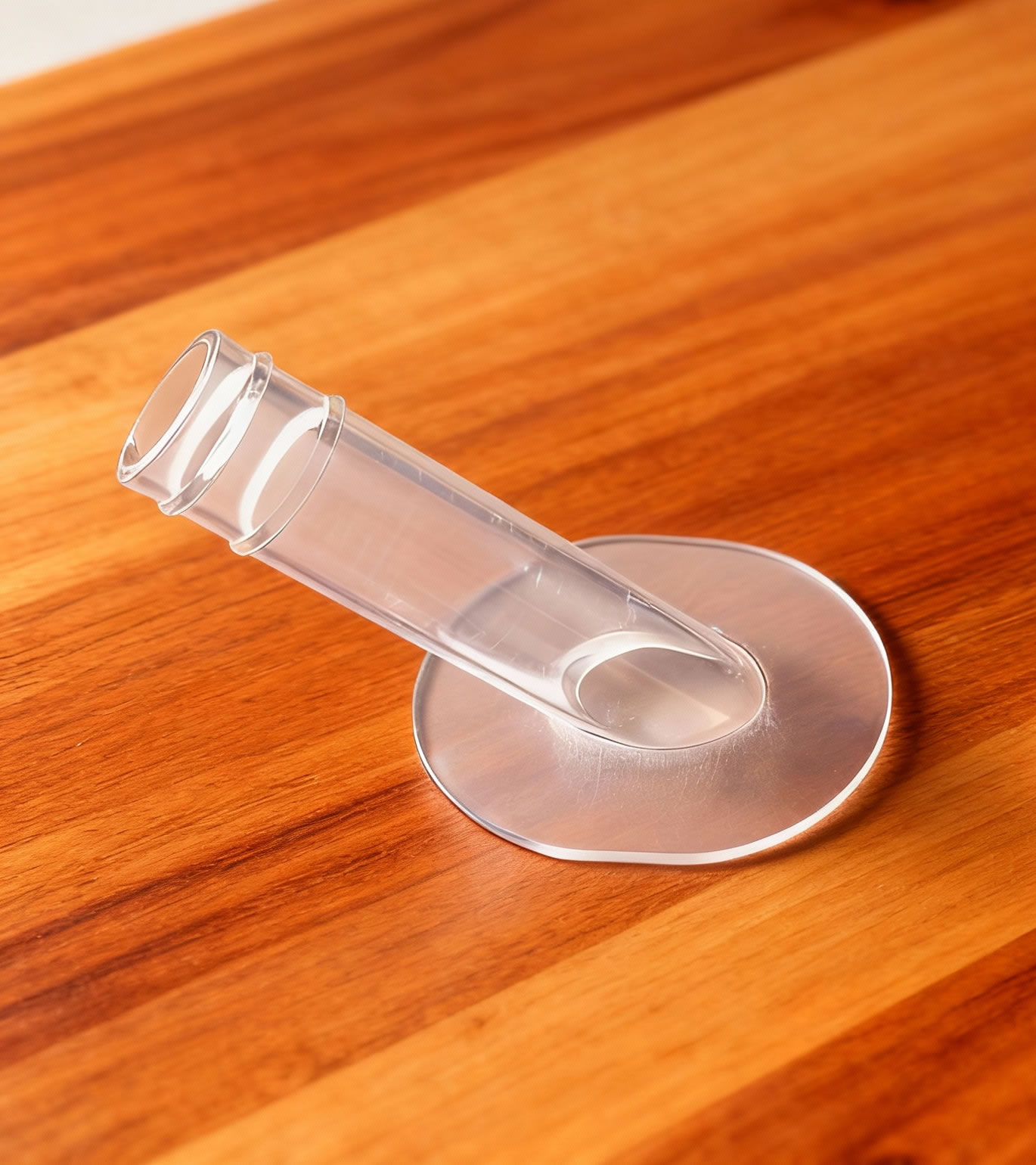 GP Mold: Medical injection molds for epidemic prevention, Hitachi urine sample cup and protective suit connector plastic molds, precision molds, PP/PMMA/ABS/PS plastic molds