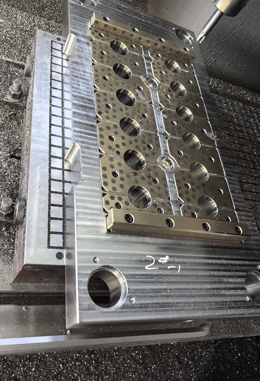 GP Mold: Moldes de inyección para prevención de epidemias y uso médico, moldes de plástico para vasos de prueba de orina Hitachi, moldes de precisión, moldes de plástico PP/PMMA/ABS/PS