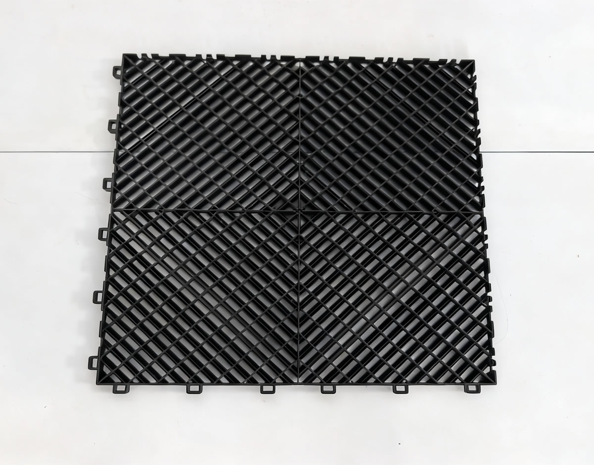 GP Mold fabrica moldes de inyección para tapetes domésticos e industriales, moldes de plástico antideslizantes y de drenaje de PVC/PP y es un fabricante chino de moldes de inyección personalizados